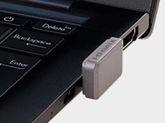 L&#039;unità flash I-O Data SSPJ-UTC si trova a filo con la porta USB-C. (Fonte: I-O Data)