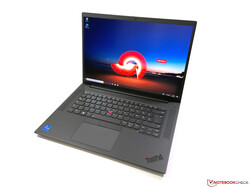Nella recensione: Lenovo ThinkPad P1 G4. Modello di prova per gentile concessione di Lenovo Germania.