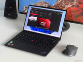 Recensione del Lenovo ThinkPad E14 G5 AMD: Un portatile da ufficio economico con un display migliore
