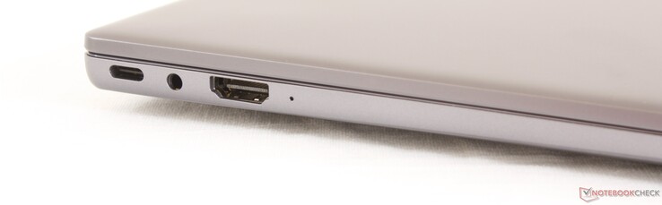 A sinistra: USB Type-C (DisplayPort e ricarica), 3.5 mm combo audio, HDMI