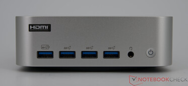 Geekom A9 Max - Connessioni sul davanti