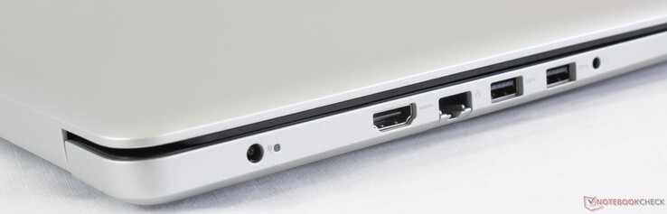 Lato Sinistro: adattatore AC, HDMI 1.4b, RJ-45, 2 x USB 3.1 Gen. 1, 3.5 mm combo audio