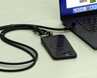 Il cavo con cordino USB-C OntheGo di Satechi (nella foto) è ora disponibile. (Fonte: Satechi)