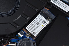 L'SSD YMTC presente nel Lenovo ThinkBook 14 G9 IPL.