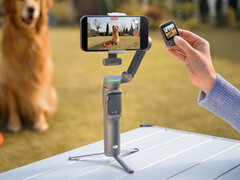 Osmo Mobile 8P e il suo accessorio Osmo FrameTap.
