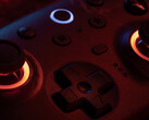 l'ultima versione del controller Ultimate 2 di 8BitDo è disponibile in un'unica opzione di colore adornata con elementi di Wuchang: Fallen Feathers. (Fonte: 8BitDo)