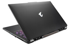 Il nuovo AORUS 17X si basa sul processore Intel a 16 core per laptop. (Fonte: Gigabyte)