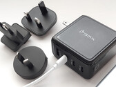 Caricabatterie BMX GaNSTA 140W USB con adattatori CA mondiali.