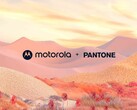 È arrivata un'altra colorazione di Motorola x Pantone Razr+. (Fonte: Motorola) 