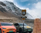 Model X e Model Y al campo base dell'Everest (immagine: Tesla)