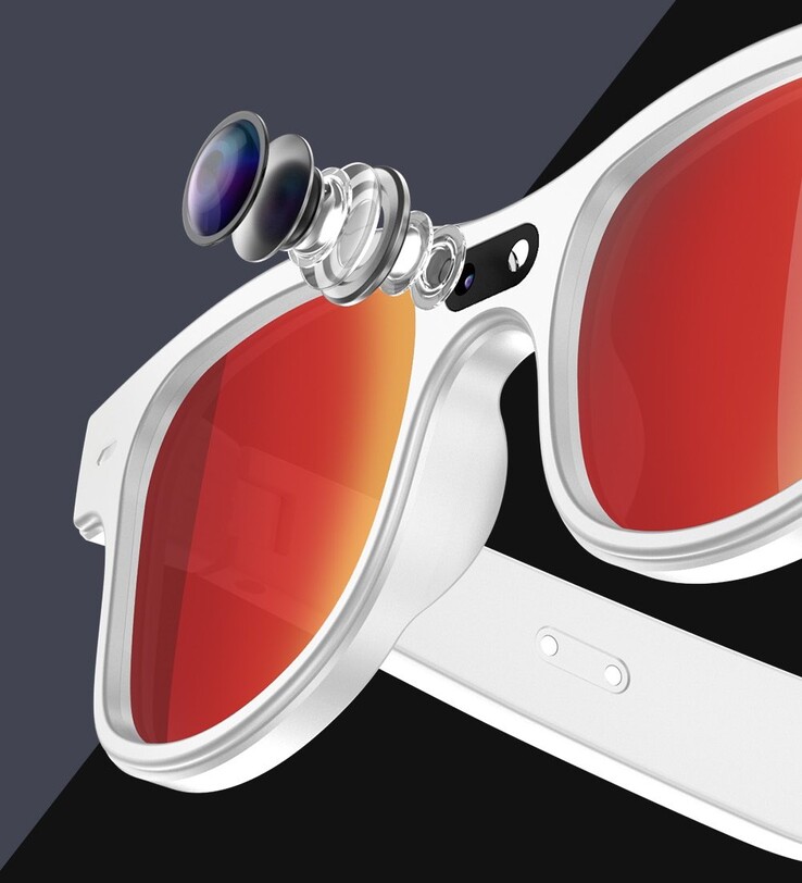 La fotocamera centrata da 8MP. (Fonte: Rollme)