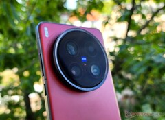 Vivo X200 Ultra: il sogno di molti appassionati di smartphone è ora più economico da importare che da acquistare direttamente in Cina (Fonte: Notebookcheck)