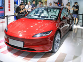 La Model 3 Highland in uno showroom di Pechino (immagine: Tesla China)