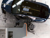 La Model Y è la scelta del veicolo più sicuro per il 2024 (immagine: IIHS/YT)