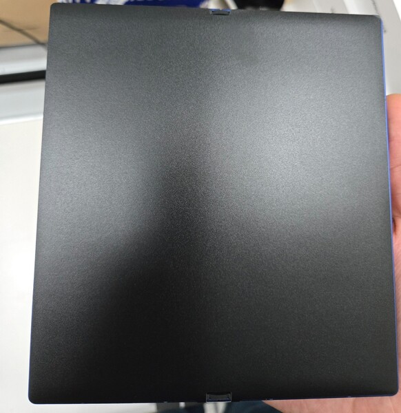 Galaxy Schermo di Z Fold 7 (fonte immagine: @Jukanlosreve su X)