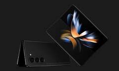 Poco sembra separare il design di Galaxy Z Fold4 dal suo successore, nella foto. (Fonte: @OnLeaks & SmartPrix)