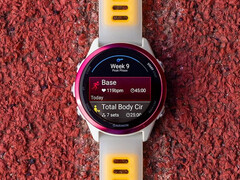 Il Forerunner 570 è arrivato in primavera insieme al più costoso Forerunner 970, nella foto precedente. (Fonte: Garmin)