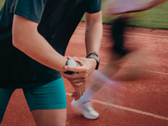 L'Amazfit Balance 2 (nella foto) riceve un nuovo allenamento di corsa nel suo ultimo aggiornamento. (Fonte: Amazfit via Weibo)