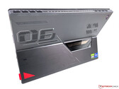 Recensione dell'Asus ROG Flow Z13: Tablet gaming con potente CPU Alder Lake i9