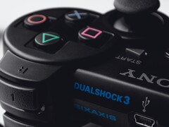 RPCS3 supporta il controller ufficiale DualShock 3 per PS3 tramite USB e Bluetooth.