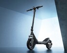 Lo Scooter Elettrico 6 di Xiaomi (nella foto) presenta alcuni vantaggi rispetto allo Scooter Elettrico 5. (Fonte: Xiaomi)