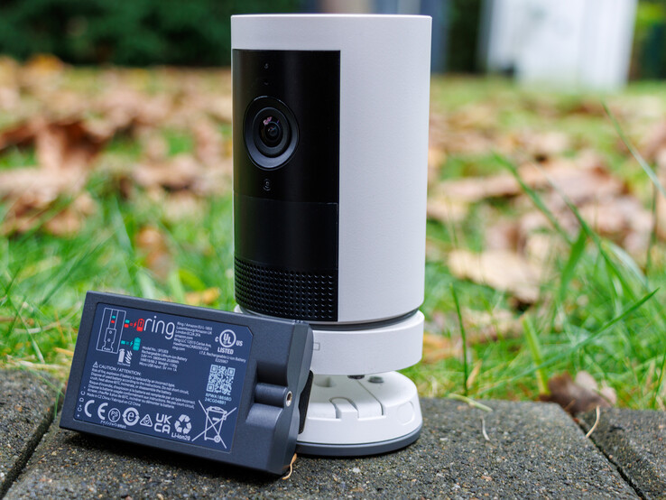 La batteria agli ioni di litio ha una capacità di 20,88 Wh.