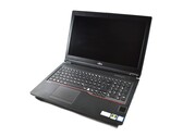 Recensione della Workstation Fujitsu Celsius H780 (i7-8850H, P2000, FHD)