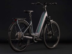 La Kathmandu Hybrid Pro 800 Wave 2027 è una nuova bicicletta elettrica