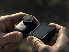 Il DJI Osmo Nano e il suo modulo di visualizzazione magnetico. (Fonte immagine: via Jasper Ellens)