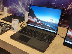 Il Lenovo ThinkPad T16 Gen 5.