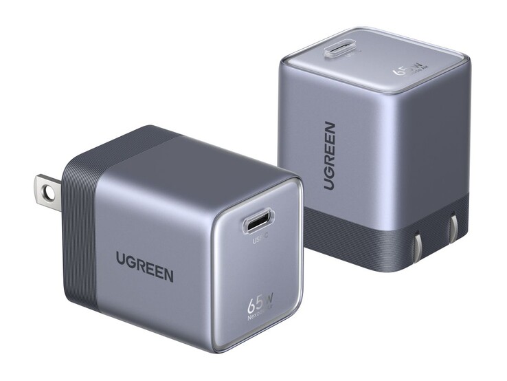 Il caricatore Nexode Air 65W di Ugreen