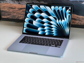 Apple Recensione del MacBook Air 15 M5 - Molto potente, senza ventola e senza concorrenza