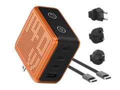 Il caricabatterie BMX GaNsta Pixel da 140 W consente di alimentare fino a quattro dispositivi USB contemporaneamente ed è dotato di adattatori CA per tutto il mondo.