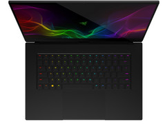 La retroilluminazione Razer Chroma RGB permette alla tastiera di visualizzare 16,8 milioni di colori, anche dinamicamente a seconda dell'attività svolta.