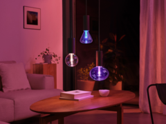 Le nuove lampadine Philips Hue Lightguide hanno una superficie altamente riflettente. (Fonte: Signify)