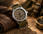 Gli orologi da campo Timex TW2Y89500 e TW2Y89400 sono dotati di movimento al quarzo