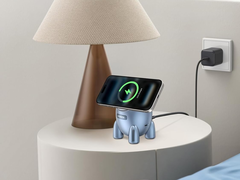 Il caricatore wireless 2-in-1 da 25W di Ugreen (nella foto) ha un design a forma di razzo. (Fonte: Ugreen)