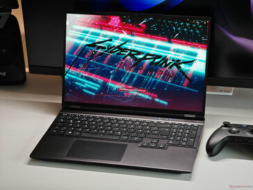 XMG Core 16 M25 (fonte: Notebookcheck)