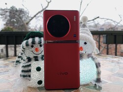 In recensione: Vivo X90 Pro+. Dispositivo di prova fornito da TradingShenzhen
