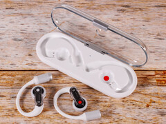 Gli auricolari Nothing Ear (Open) sono attualmente disponibili in bianco.