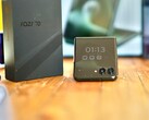 Il Motorola Razr+ 2026 (Razr 70 Plus) presenta alcune semplificazioni in alcuni ambiti, ma dà comunque l’impressione di essere un dispositivo di alta qualità.