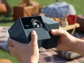Il TCL PlayCube è caratterizzato da un alloggiamento compatto a forma di cubo. (Fonte: TCL)