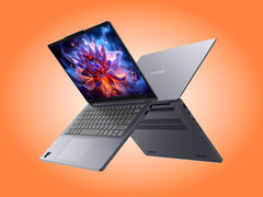 L'IdeaPad Slim 3x nella sua finitura Luna Grey.