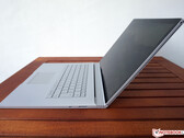 Un'immagine del Surface Book 2 recensito su Notebookcheck