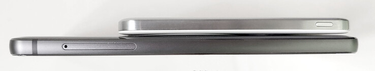 Ricarica wireless di uno smartphone.