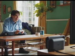 Il dock di Nintendo Switch 2 collegato alla TV (Fonte: Nintendo of America YouTube)