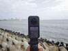 L'Insta360 X6 è dotata di un touchscreen OLED da 2,36 pollici