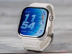 Il Watch Fit 5 Pro costa 299 euro nell'UE. Nella foto: la parte anteriore dello smartwatch.
