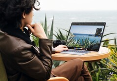 Apple e Amazon potrebbe sviluppare un concorrente del MateBook Fold qui raffigurato (fonte: Huawei)