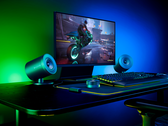 Illumina la tua configurazione con i nuovi altoparlanti Chroma RGB a retroproiezione Razer Nommo V2 (Fonte: Razer)